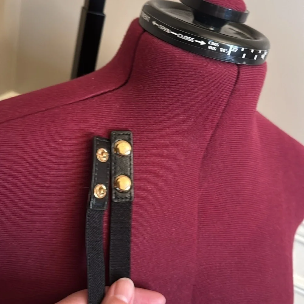 Black and gold chain button back waist belt